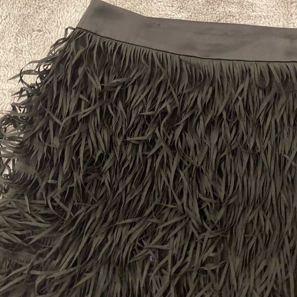 Express fringe mini skirt, size 4 - Picture 2 of 6